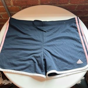 Adidas athletic short
